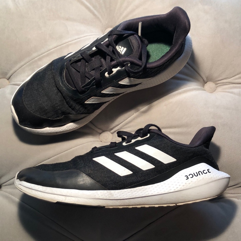 Adidas bounce running shoes